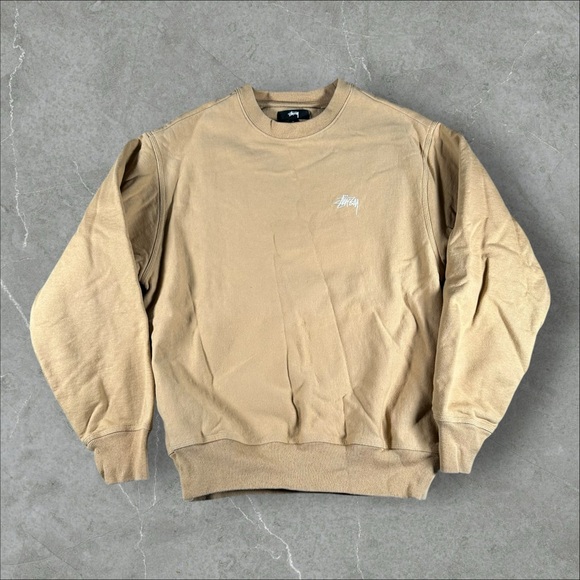 Stussy Sweatshirt Mens Small Tan Skateboarding Streetwear Script Logo Hip Hop - Picture 1 of 7